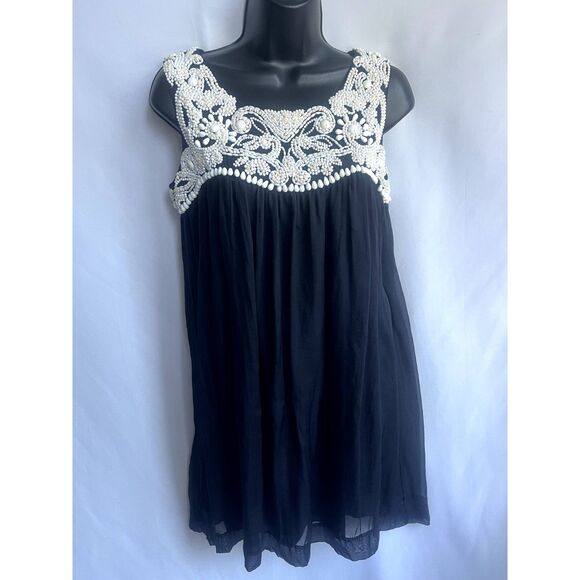 Gold Hawk 100% Silk Mini Tunic Dress Size XS Beaded Black Cream Classy Coastal - Picture 1 of 12